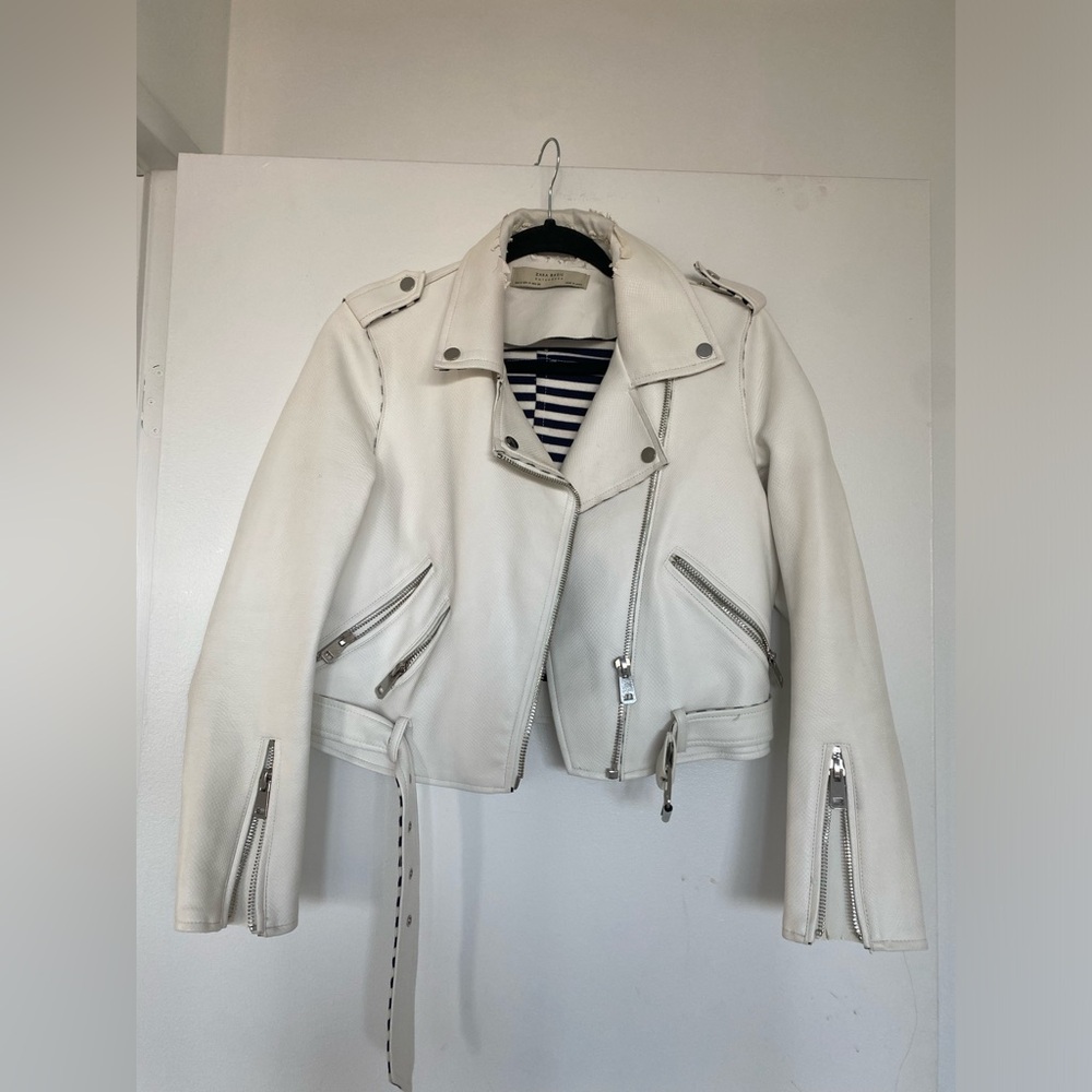 🛍️ZARA FAUX LEATHER JACKET